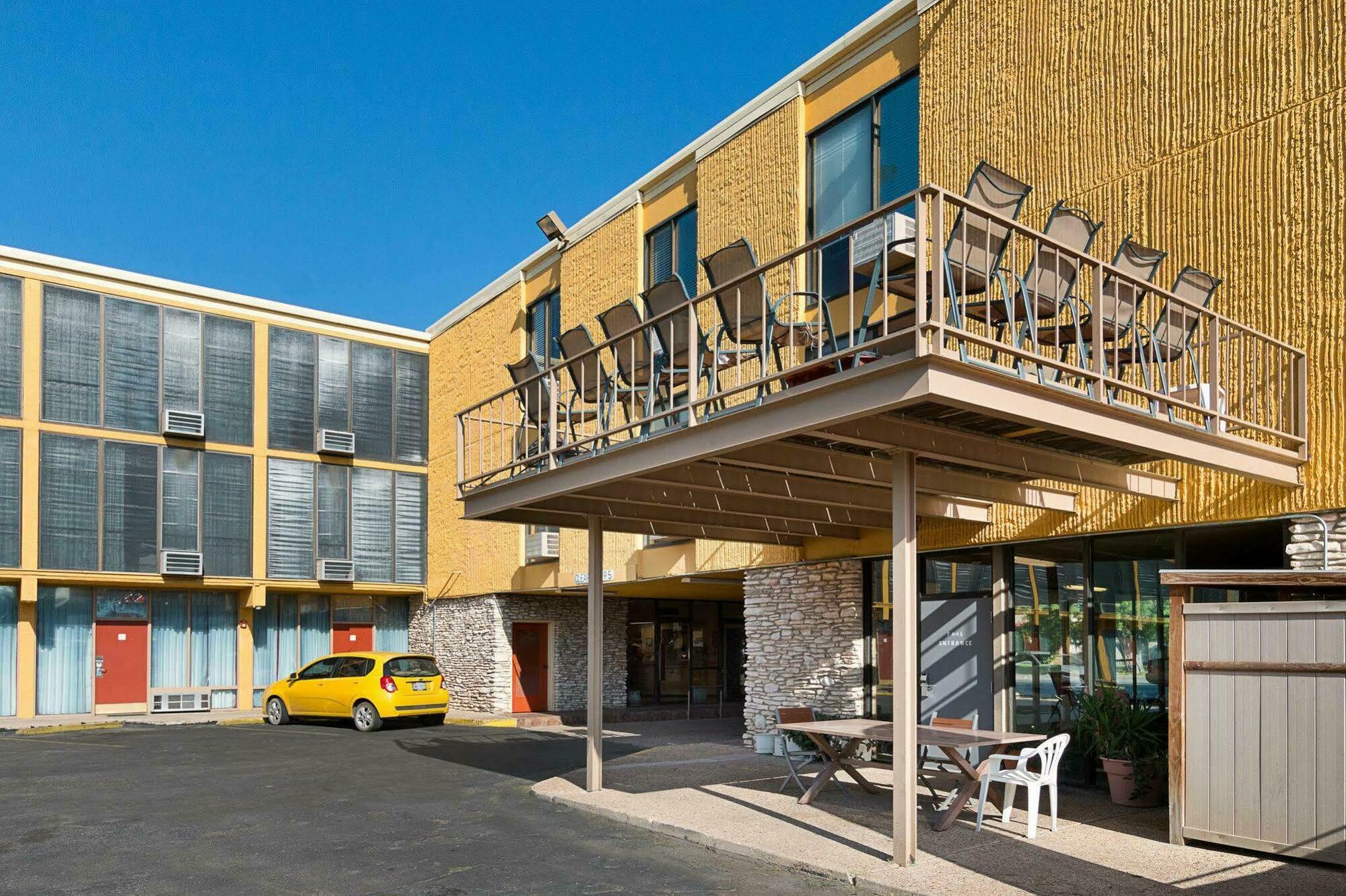 Econo Lodge San Angelo Exterior photo